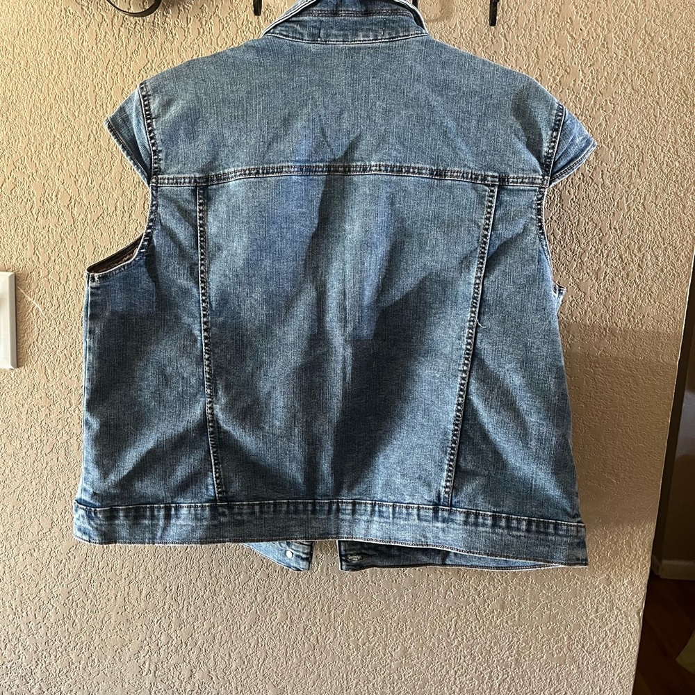 East 1946 Blue Denim Sleeveless Jean Jacket Vest - Women's Size X-Large - Picture 7 of 8